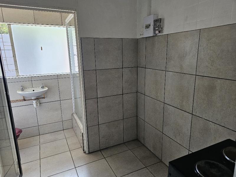 To Let 1 Bedroom Property for Rent in Avondale Western Cape